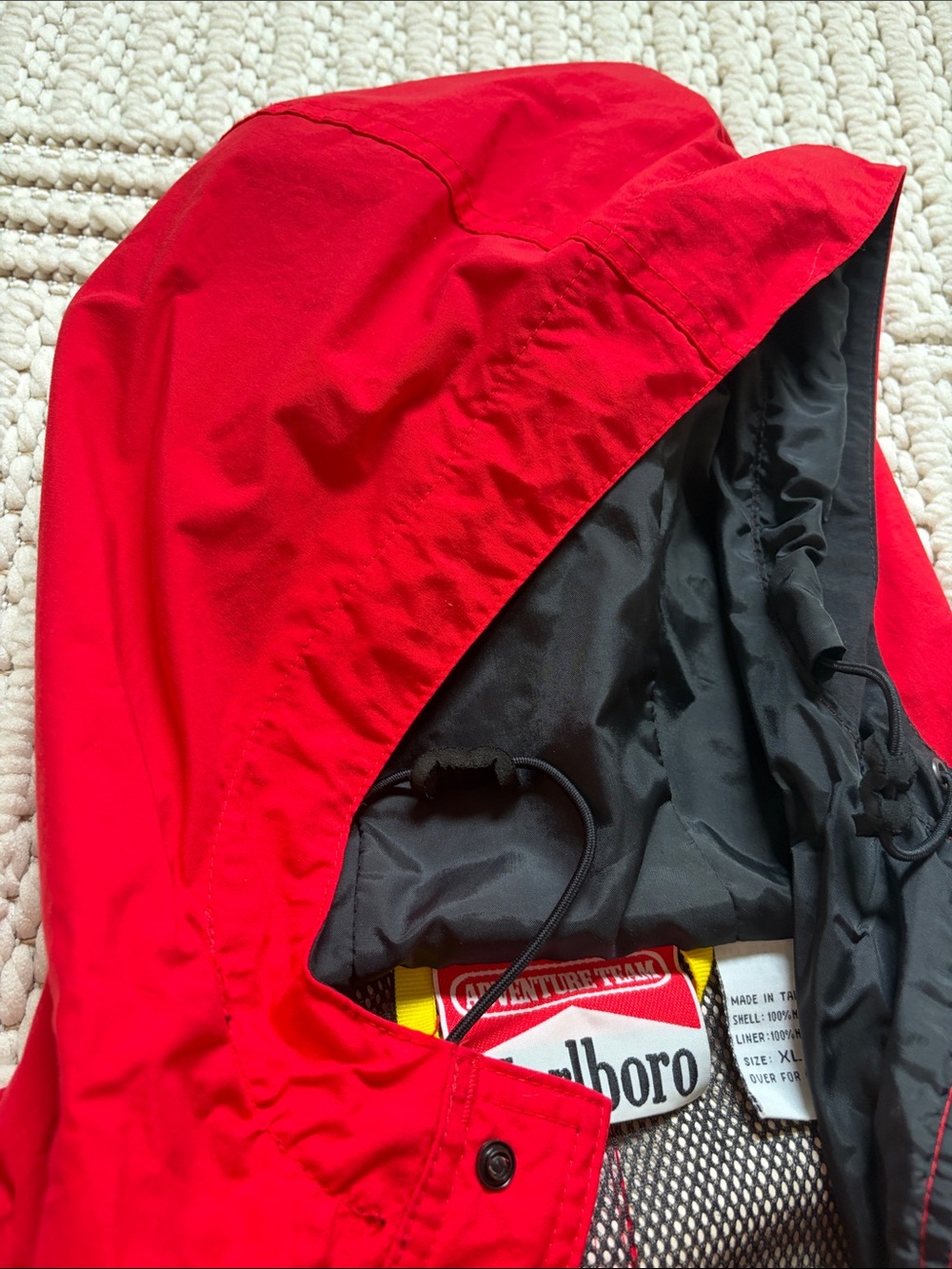 Vintage Marlboro Waterproof Hooded Rain Jacket - Picture 6 of 7